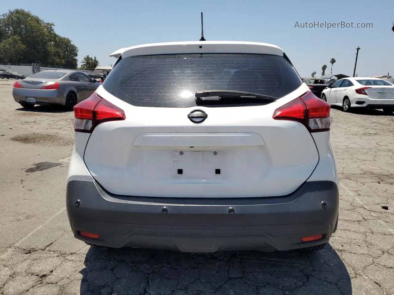 2020 Nissan Kicks Sv White vin: 3N1CP5CV7LL508666