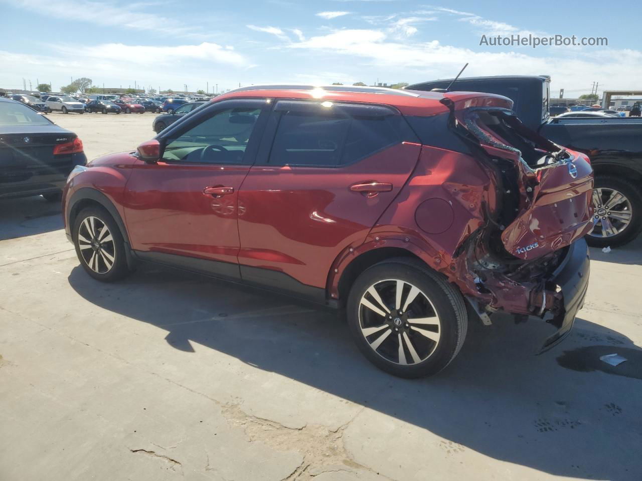 2020 Nissan Kicks Sv Red vin: 3N1CP5CV8LL485673