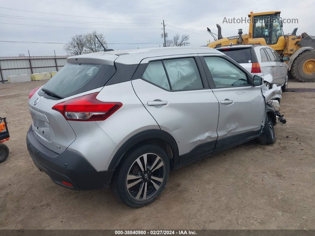 2020 Nissan Kicks Sv Xtronic Cvt Silver vin: 3N1CP5CV8LL488489