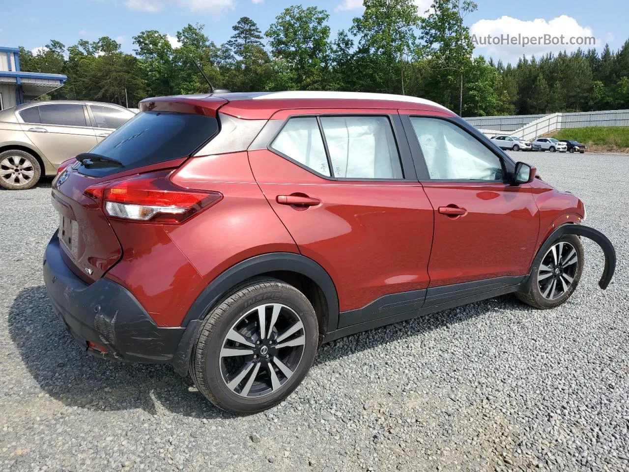 2020 Nissan Kicks Sv Red vin: 3N1CP5CV8LL571551