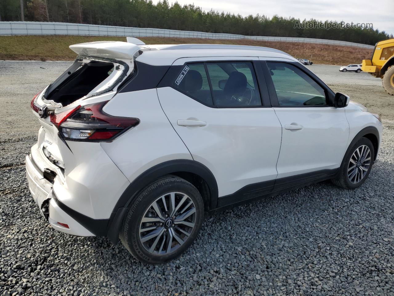 2022 Nissan Kicks Sv White vin: 3N1CP5CV8NL479066