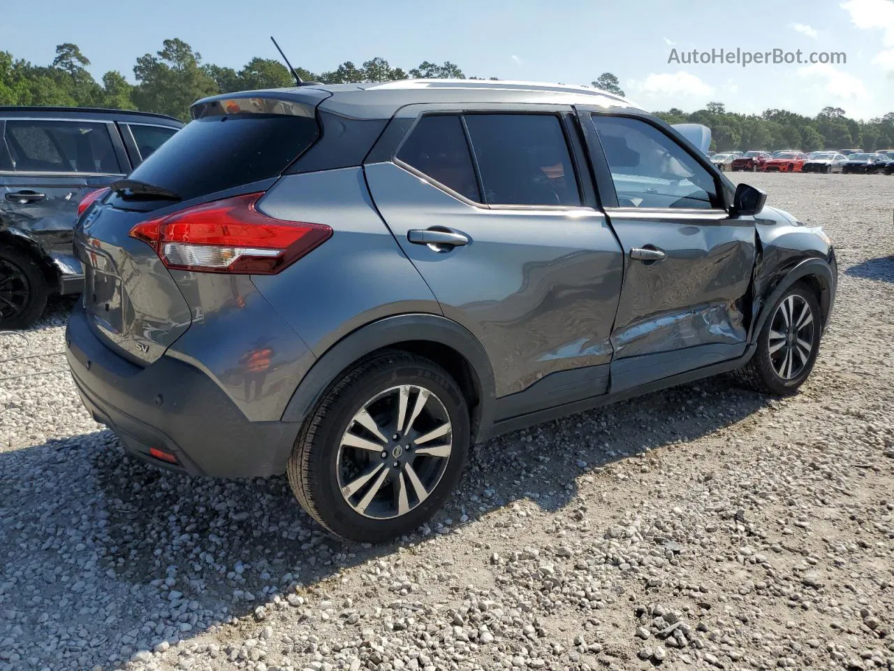 2020 Nissan Kicks Sv Gray vin: 3N1CP5CV9LL525775