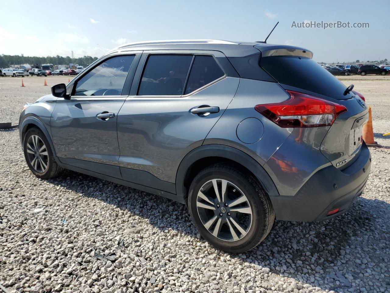 2020 Nissan Kicks Sv Серый vin: 3N1CP5CV9LL525775