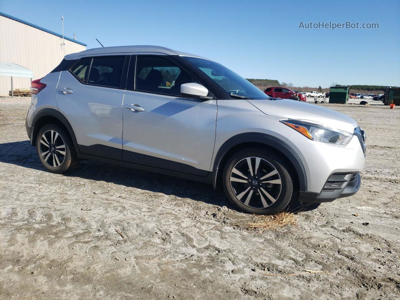 2020 Nissan Kicks Sv Silver vin: 3N1CP5CV9LL543869