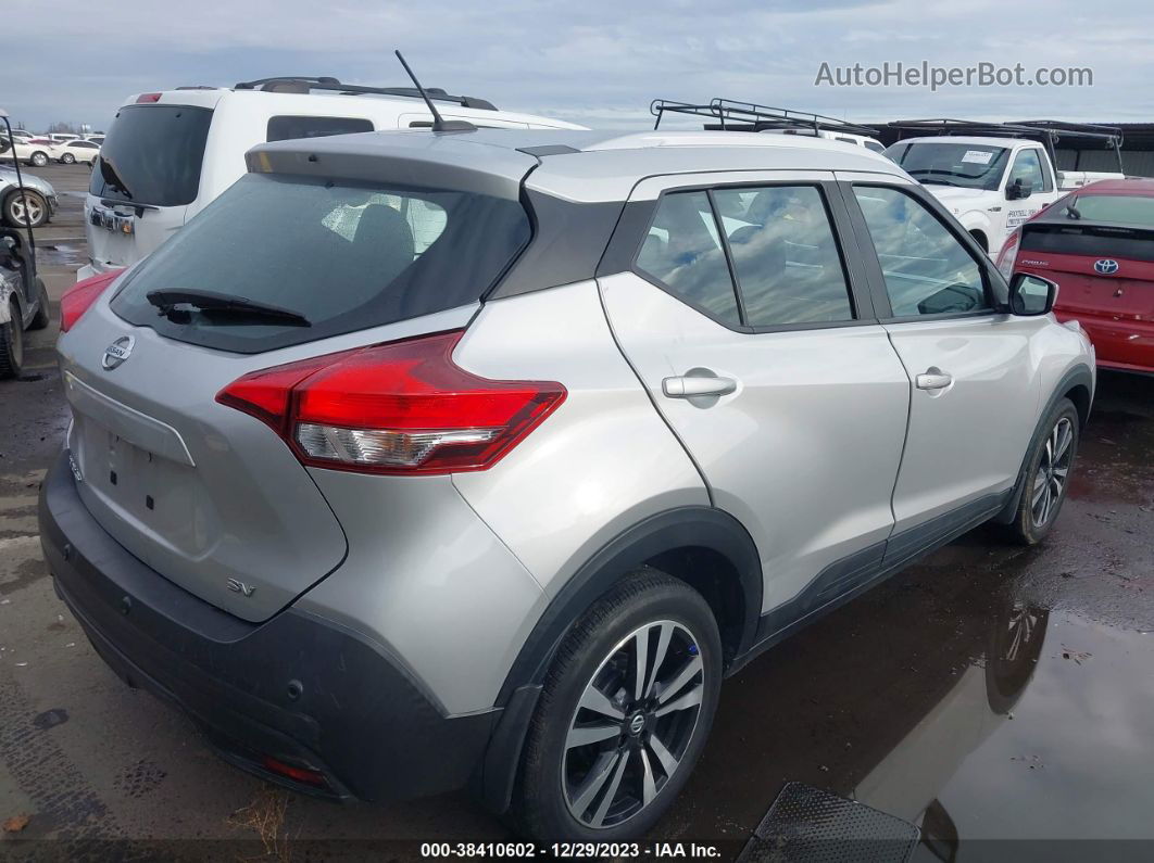 2020 Nissan Kicks Sv Xtronic Cvt Silver vin: 3N1CP5CVXLL516213