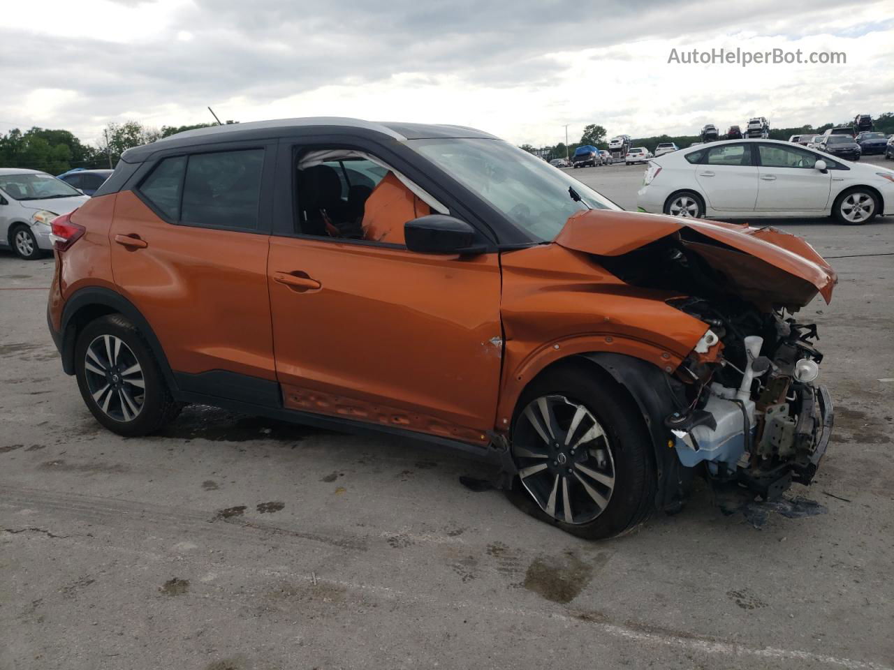 2020 Nissan Kicks Sv Orange vin: 3N1CP5CVXLL532315