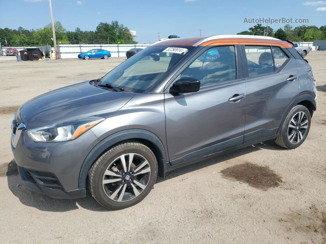 2020 Nissan Kicks Sv Two Tone vin: 3N1CP5CVXLL543539