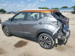 2020 Nissan Kicks Sv Two Tone vin: 3N1CP5CVXLL543539