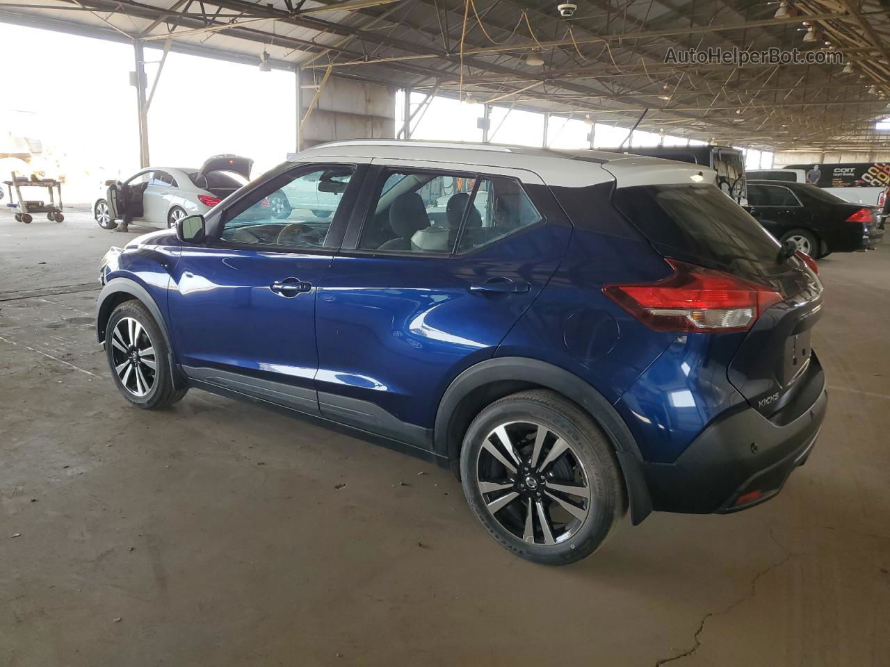 2020 Nissan Kicks Sv Blue vin: 3N1CP5CVXLL562060