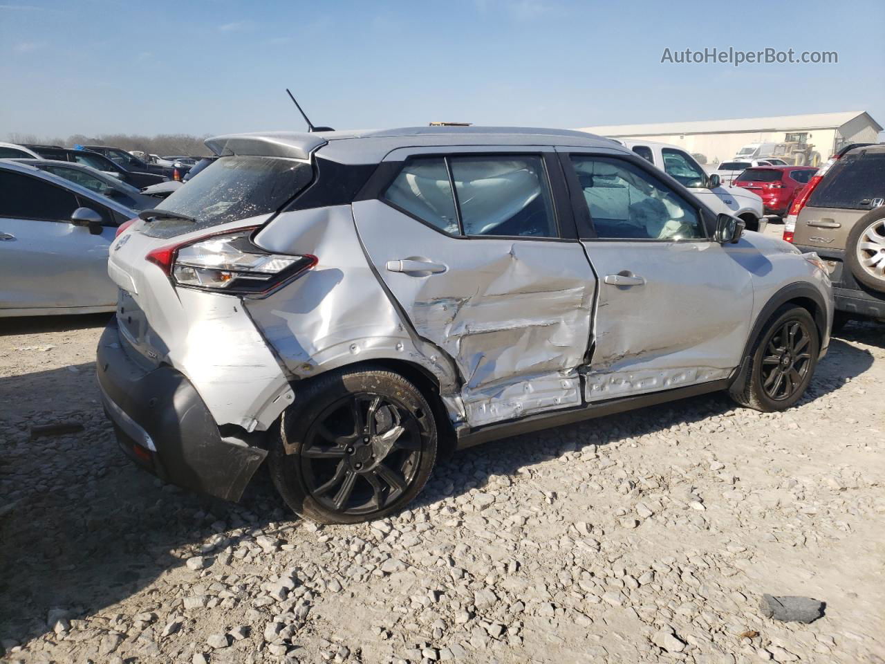 2020 Nissan Kicks Sr Gray vin: 3N1CP5DV0LL563376