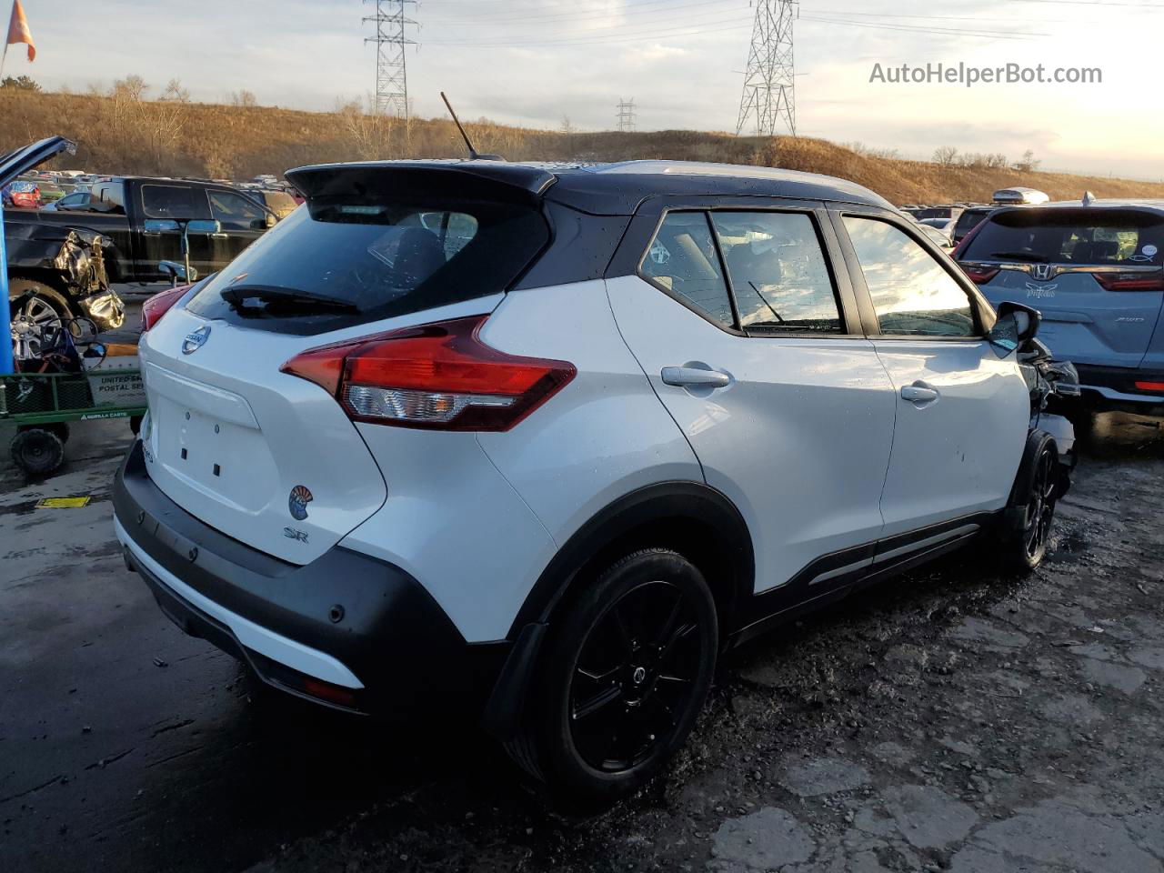 2020 Nissan Kicks Sr White vin: 3N1CP5DV3LL570788