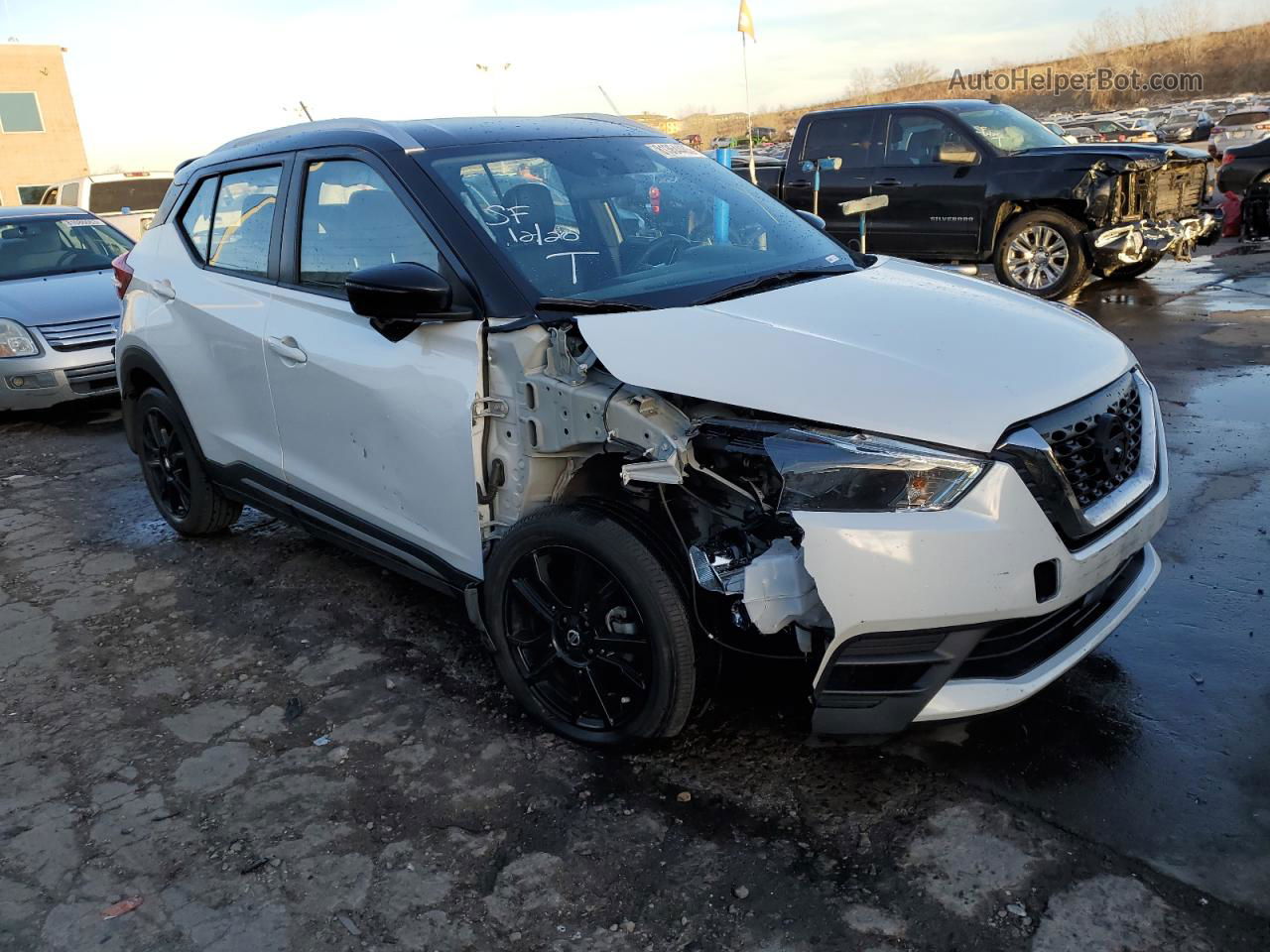 2020 Nissan Kicks Sr White vin: 3N1CP5DV3LL570788