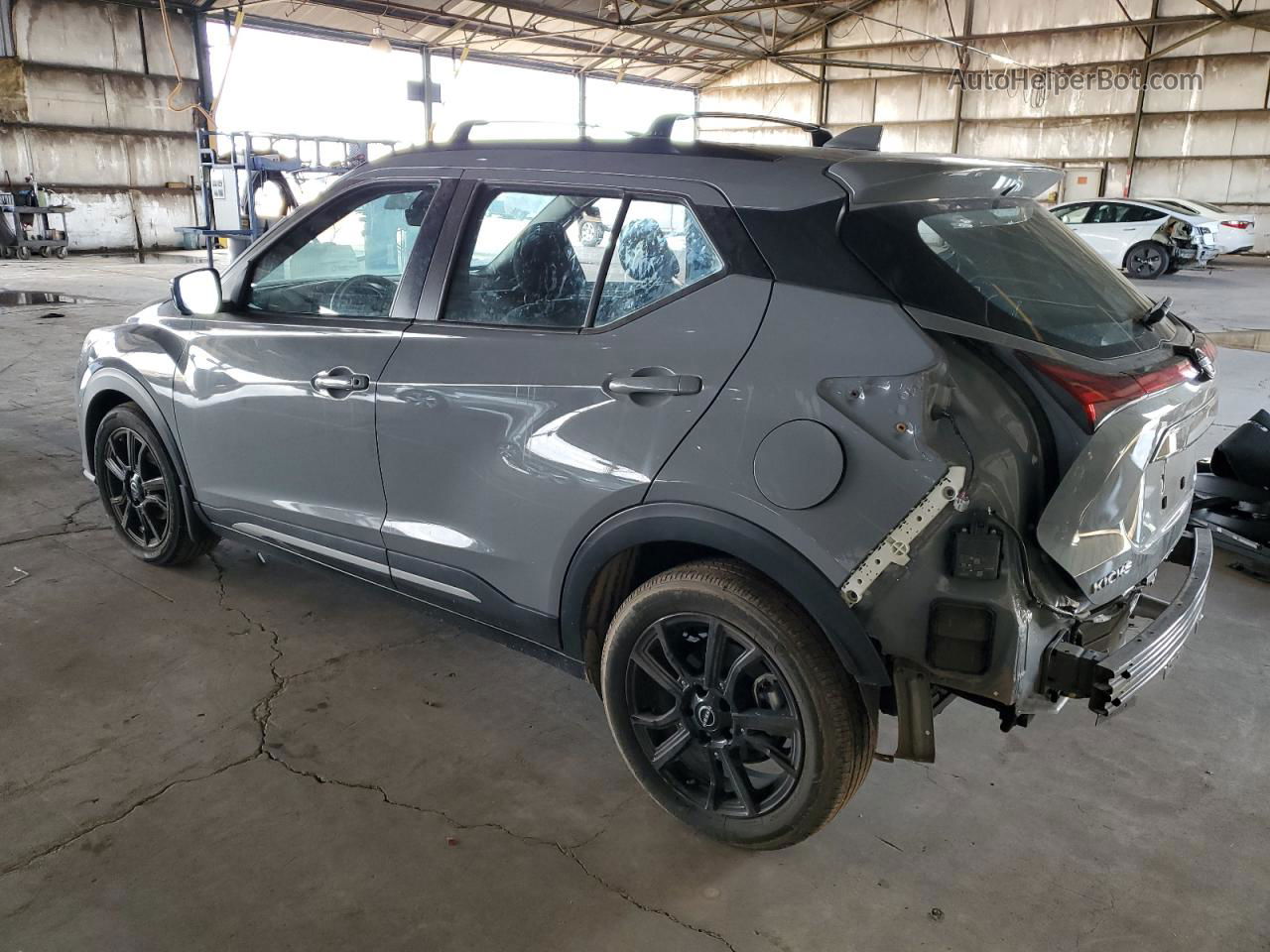 2022 Nissan Kicks Sr Gray vin: 3N1CP5DV3NL476347