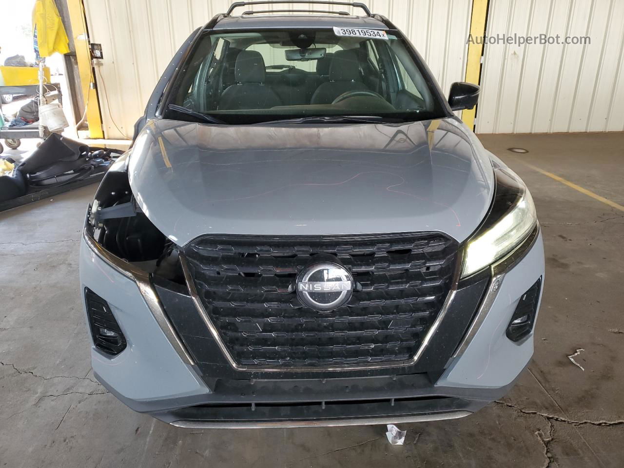 2022 Nissan Kicks Sr Gray vin: 3N1CP5DV3NL476347