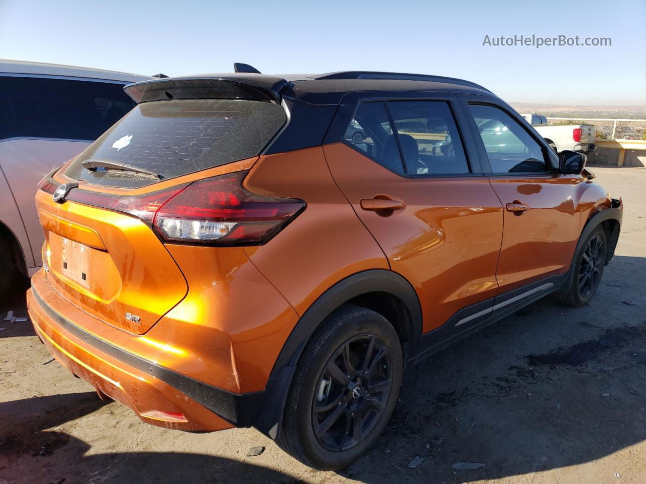 2022 Nissan Kicks Sr Orange vin: 3N1CP5DV3NL484710