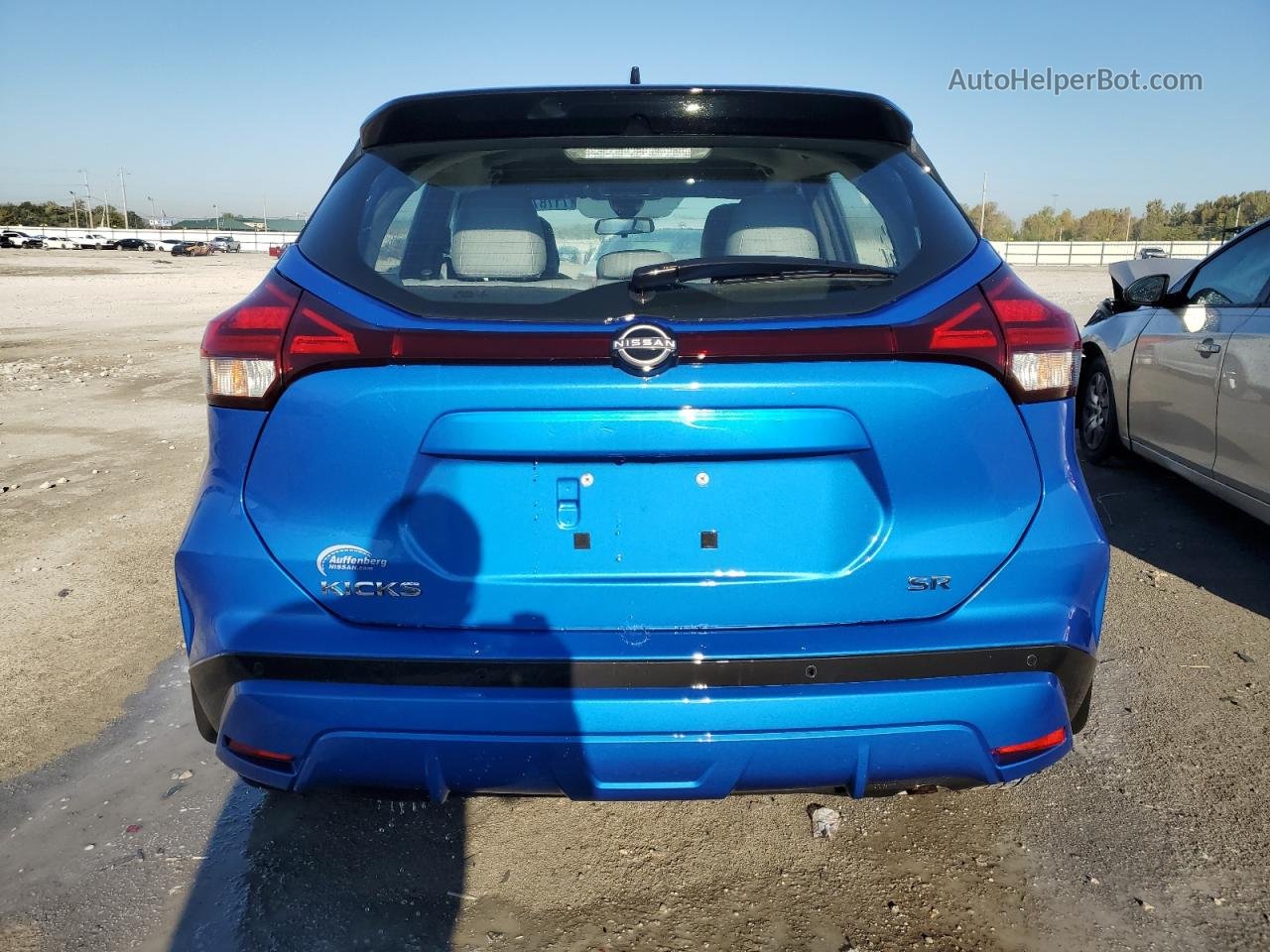 2022 Nissan Kicks Sr Blue vin: 3N1CP5DV3NL496128