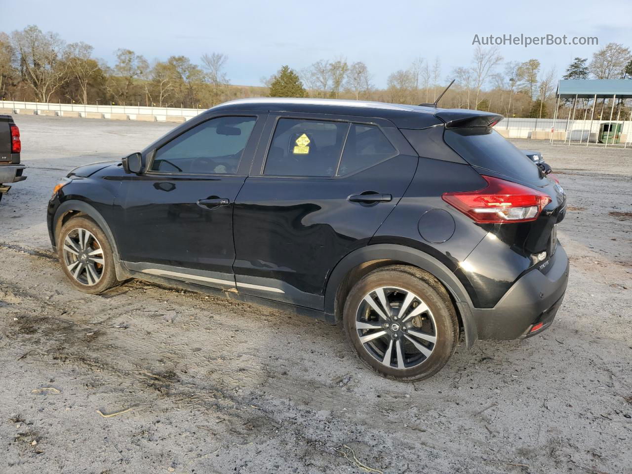 2020 Nissan Kicks Sr Black vin: 3N1CP5DV4LL520403