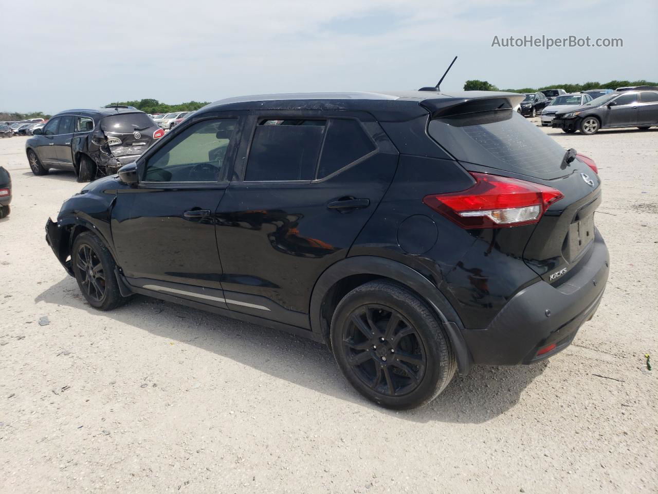 2020 Nissan Kicks Sr Black vin: 3N1CP5DV4LL557449