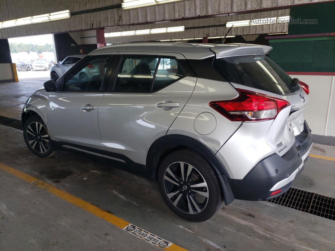 2020 Nissan Kicks Sr Серебряный vin: 3N1CP5DV4LL561274