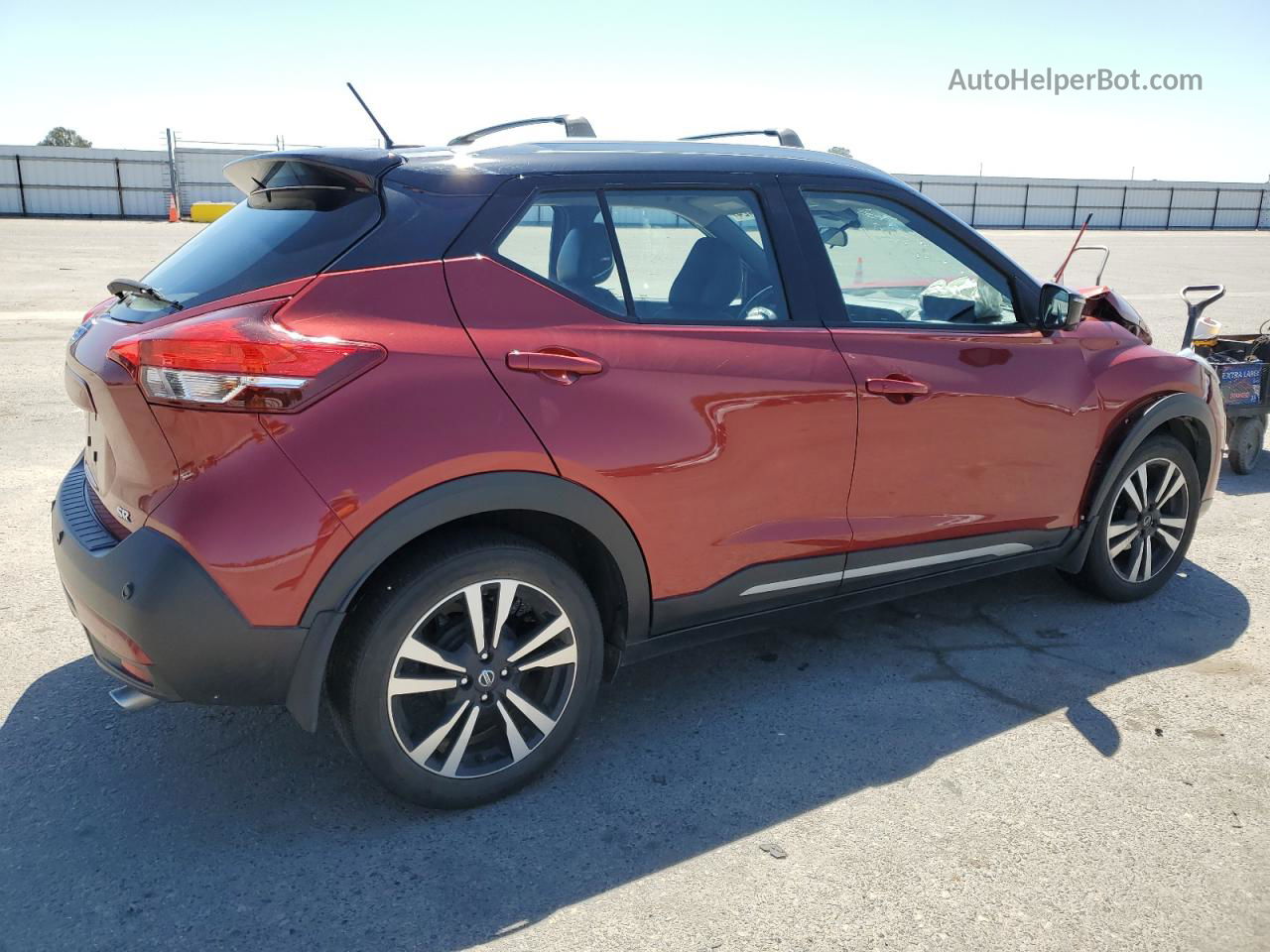 2020 Nissan Kicks Sr Красный vin: 3N1CP5DV5LL504744