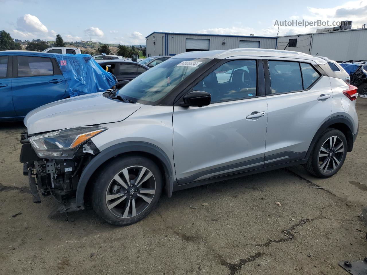 2020 Nissan Kicks Sr Silver vin: 3N1CP5DV7LL484514