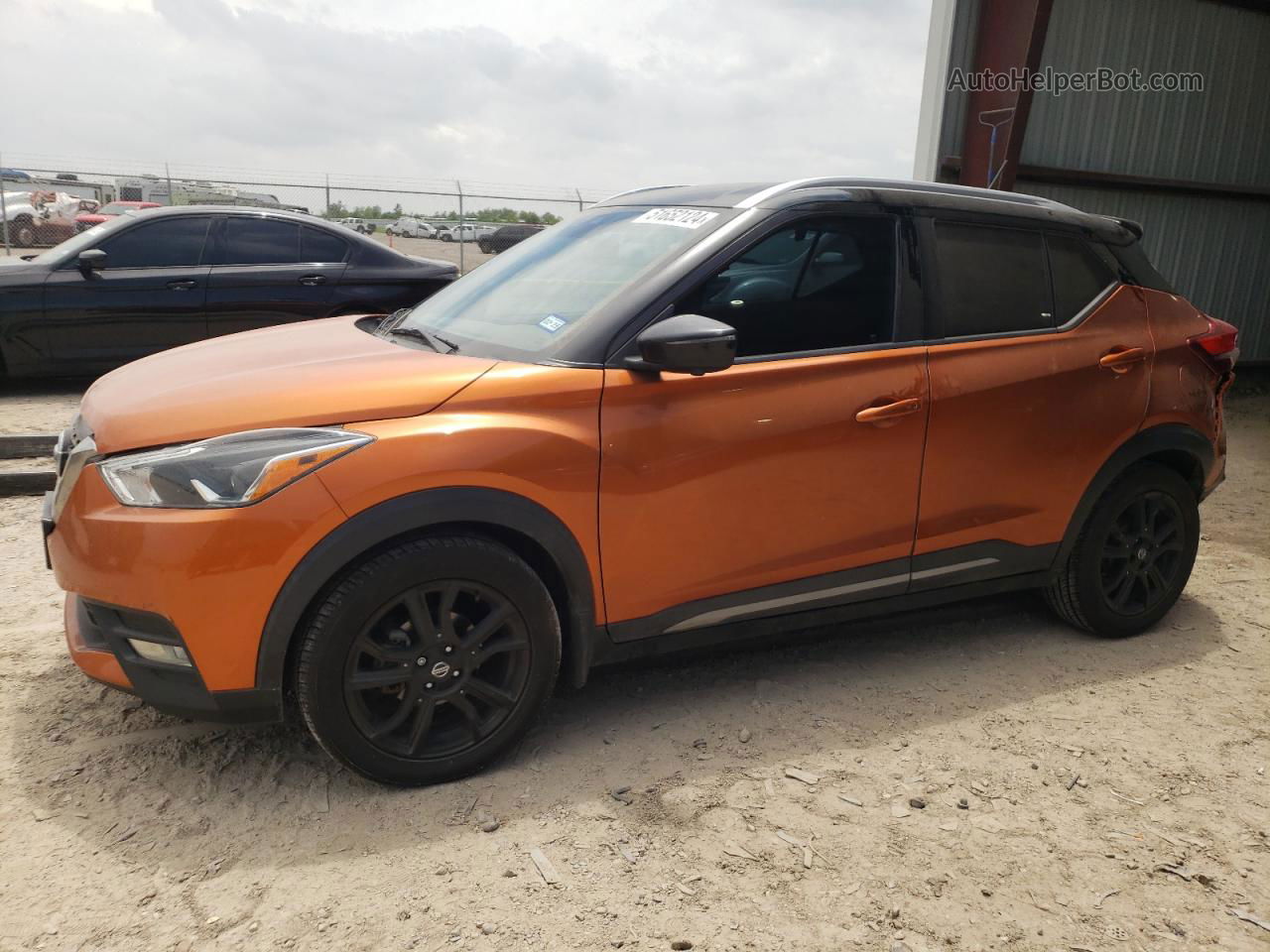 2020 Nissan Kicks Sr Оранжевый vin: 3N1CP5DV7LL578859