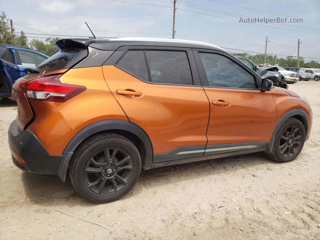 2020 Nissan Kicks Sr Оранжевый vin: 3N1CP5DV7LL578859