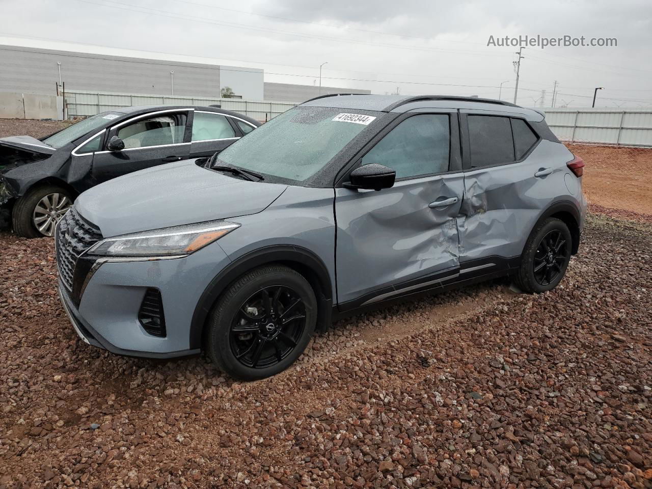 2022 Nissan Kicks Sr Charcoal vin: 3N1CP5DV8NL497243