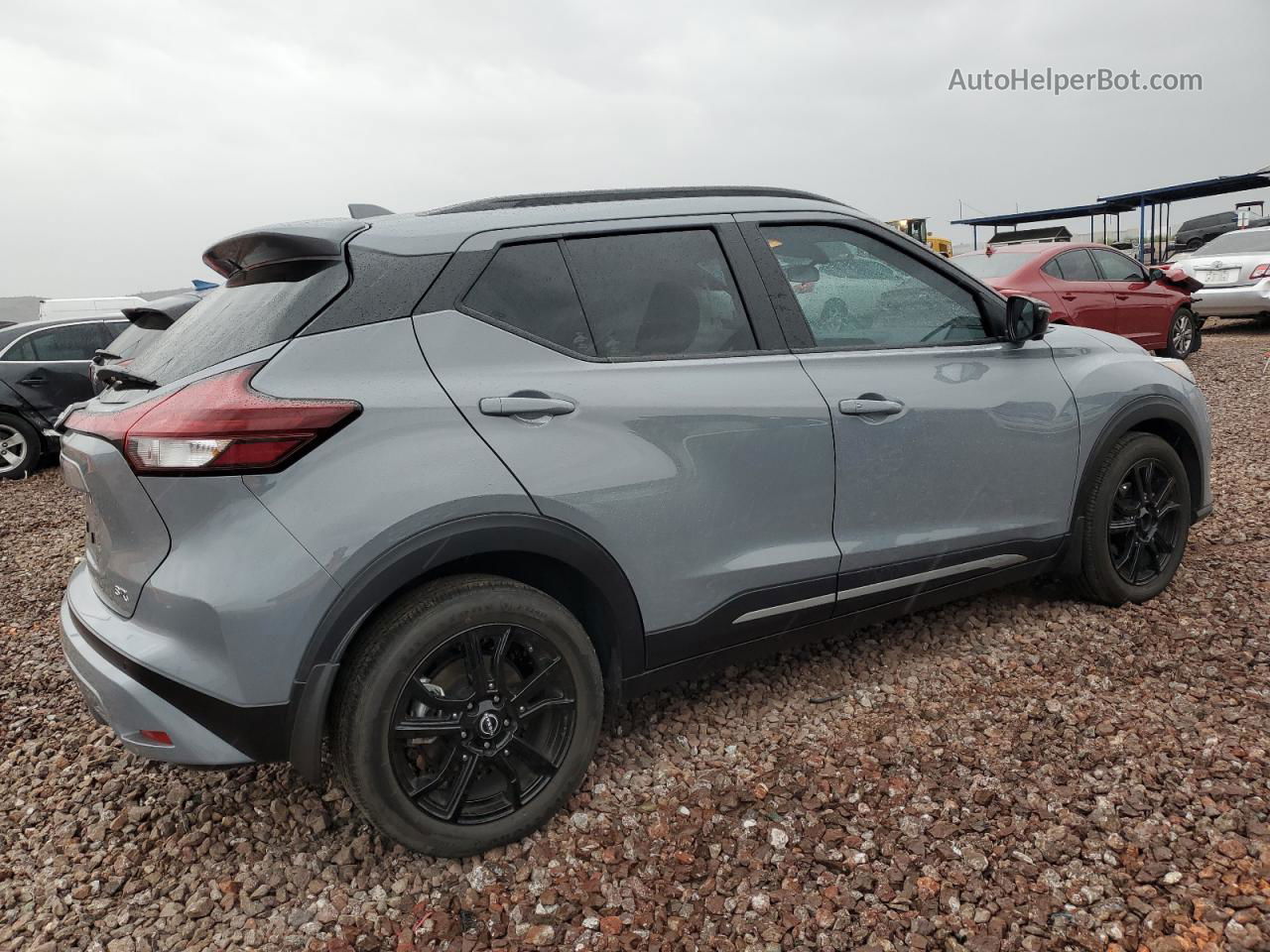 2022 Nissan Kicks Sr Charcoal vin: 3N1CP5DV8NL497243