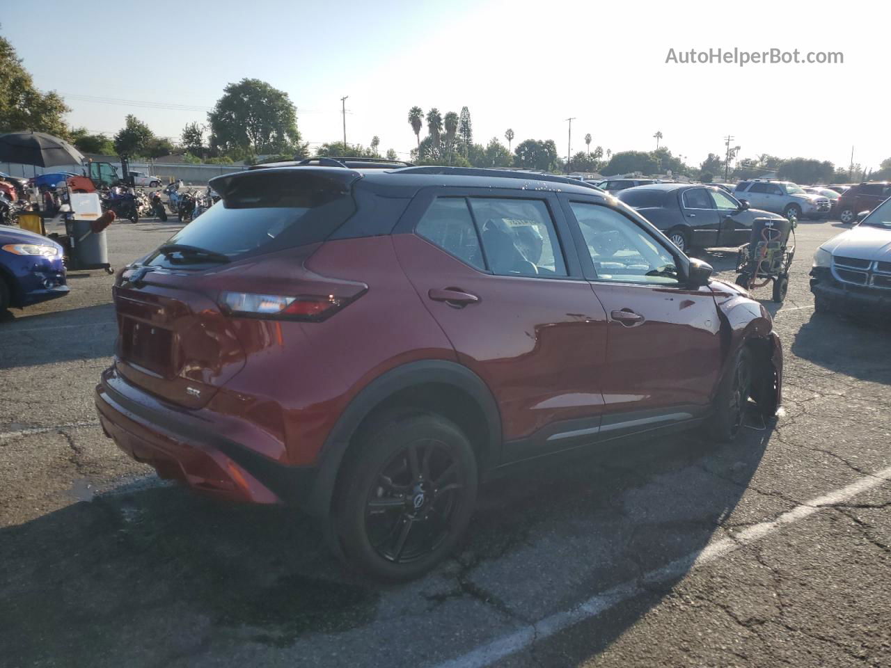 2022 Nissan Kicks Sr Red vin: 3N1CP5DV9NL494139