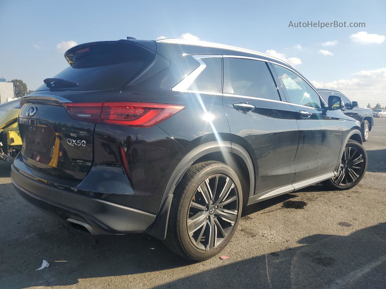 2021 Infiniti Qx50 Luxe Черный vin: 3PCAJ5BA8MF105302