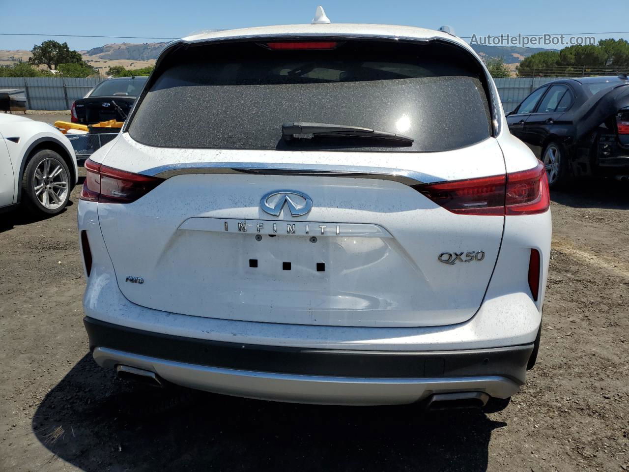 2021 Infiniti Qx50 Luxe White vin: 3PCAJ5BB9MF109738