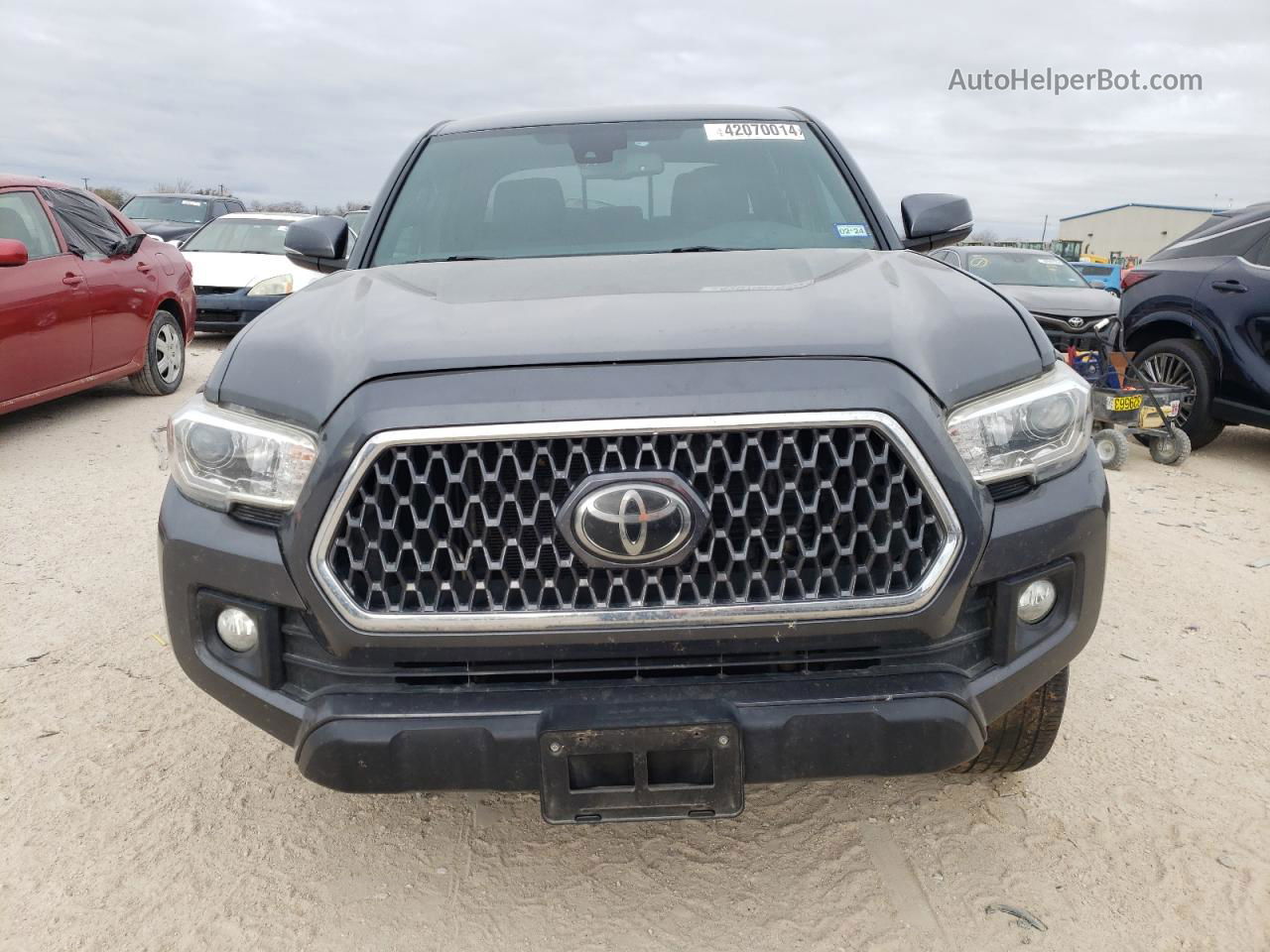 2019 Toyota Tacoma Double Cab Gray vin: 3TMAZ5CN0KM084383