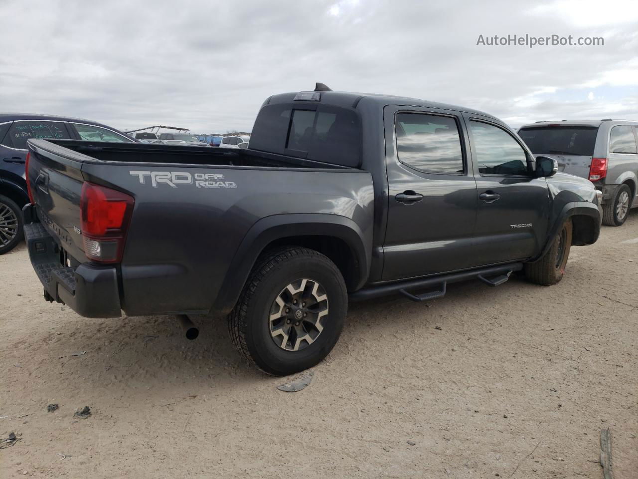 2019 Toyota Tacoma Double Cab Gray vin: 3TMAZ5CN0KM084383