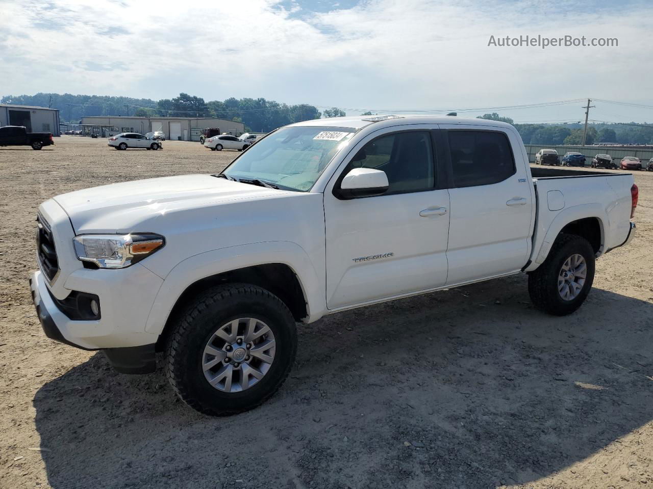 2019 Toyota Tacoma Double Cab White vin: 3TMAZ5CN0KM102686