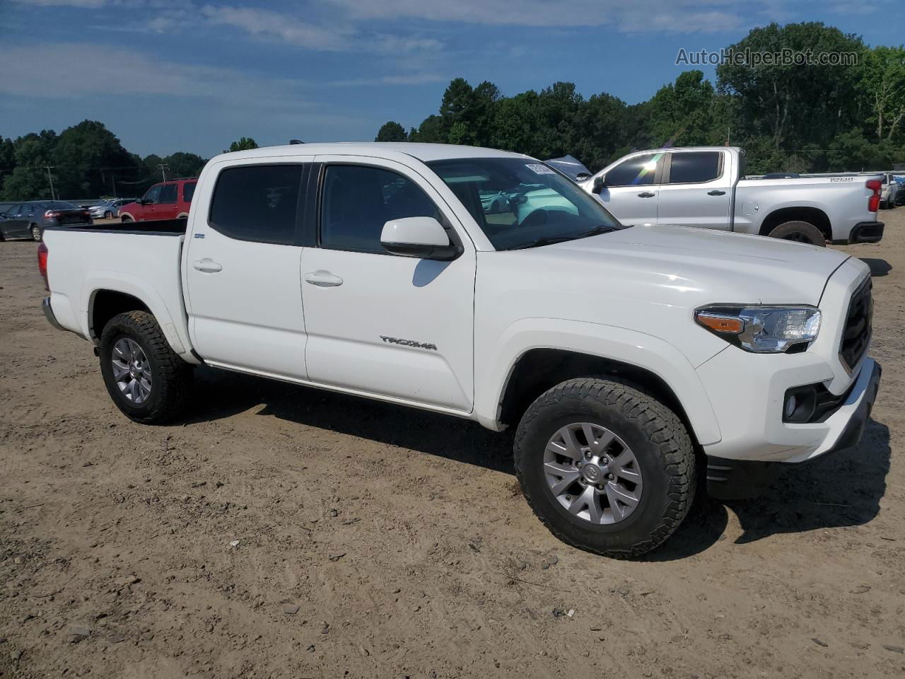 2019 Toyota Tacoma Double Cab White vin: 3TMAZ5CN0KM102686