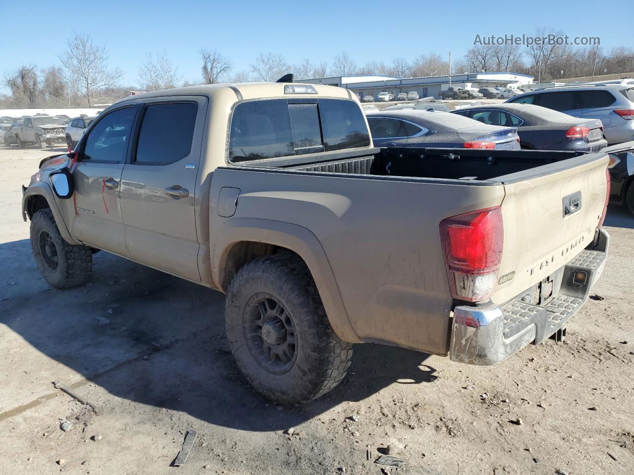 2019 Toyota Tacoma Double Cab Tan vin: 3TMAZ5CN1KM103037