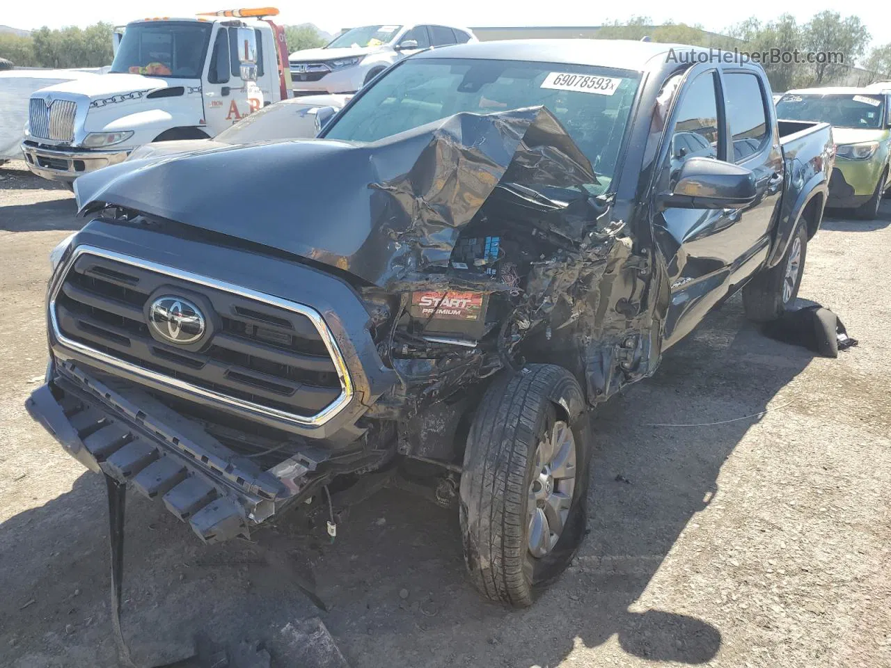 2019 Toyota Tacoma Double Cab Gray vin: 3TMAZ5CN1KM107962