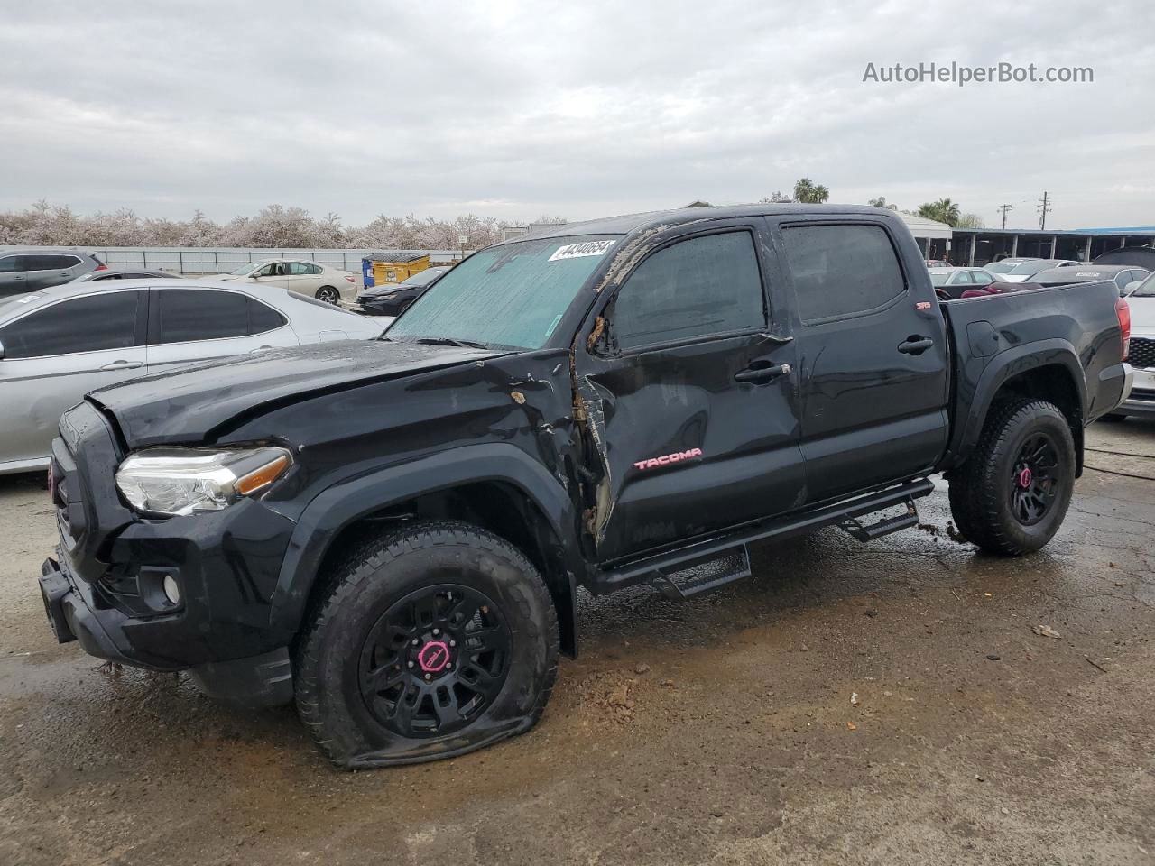 2020 Toyota Tacoma Double Cab Black vin: 3TMAZ5CN1LM139375