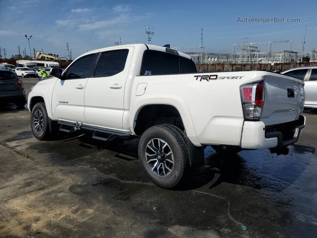 2021 Toyota Tacoma Double Cab White vin: 3TMAZ5CN1MM155190