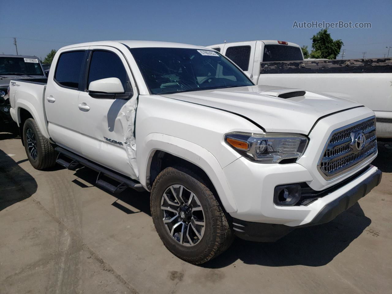 2021 Toyota Tacoma Double Cab White vin: 3TMAZ5CN1MM155190