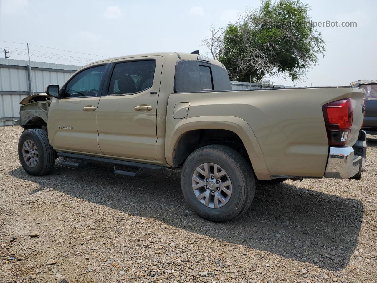 2019 Toyota Tacoma Double Cab Brown vin: 3TMAZ5CN4KM084130