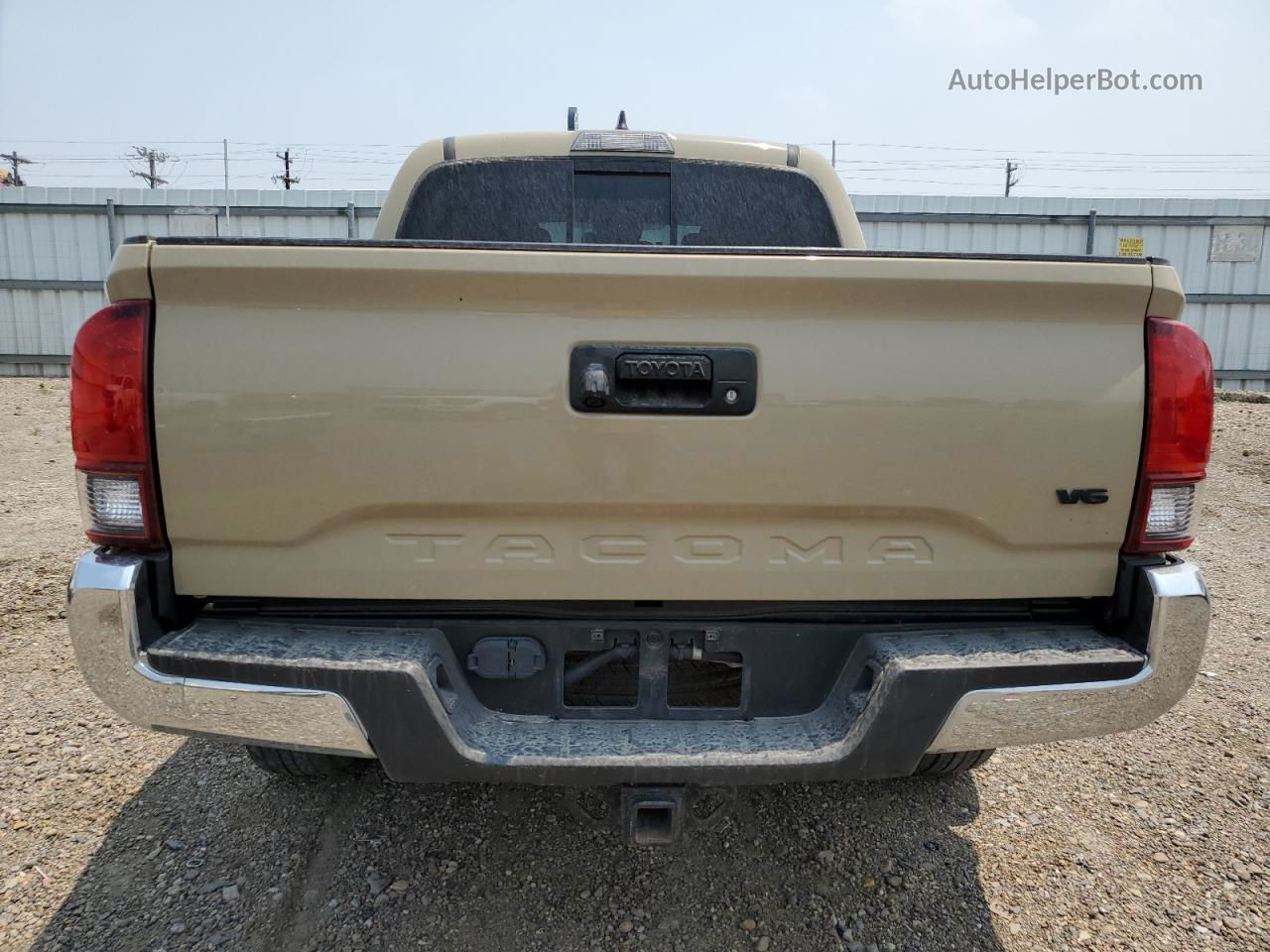 2019 Toyota Tacoma Double Cab Brown vin: 3TMAZ5CN4KM084130