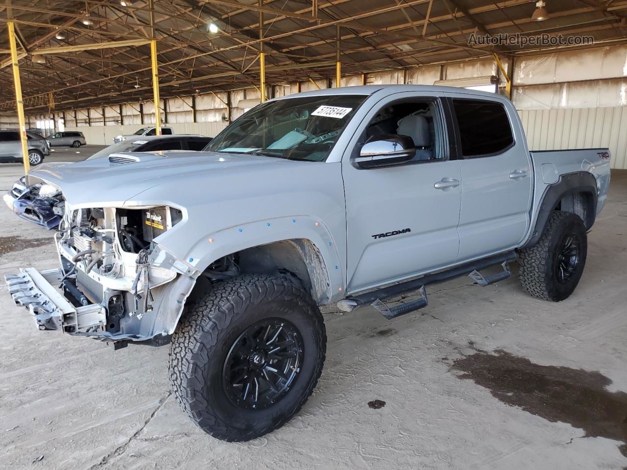 2019 Toyota Tacoma Double Cab Gray vin: 3TMAZ5CN5KM112873