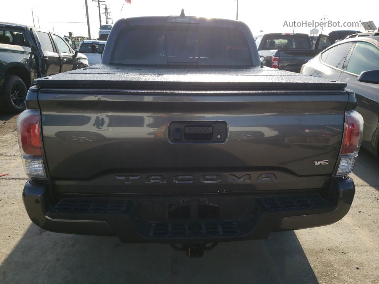 2020 Toyota Tacoma Double Cab Gray vin: 3TMAZ5CN5LM132428