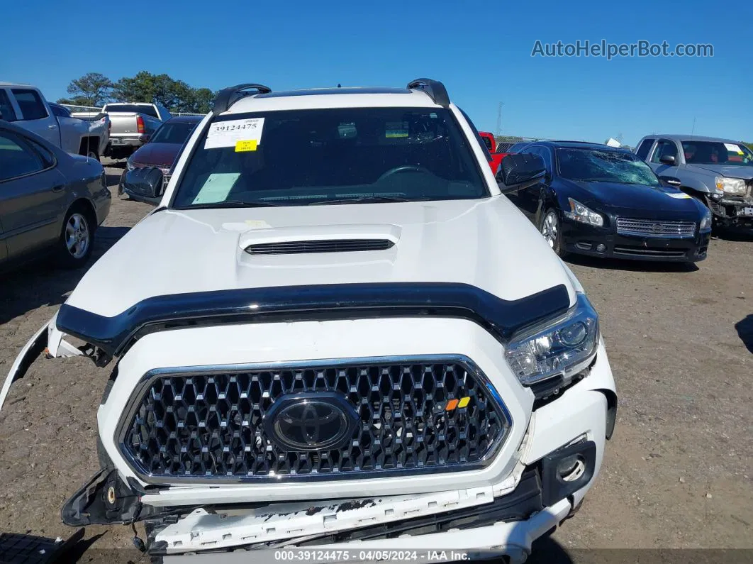 2019 Toyota Tacoma Trd Sport White vin: 3TMAZ5CN7KM099799