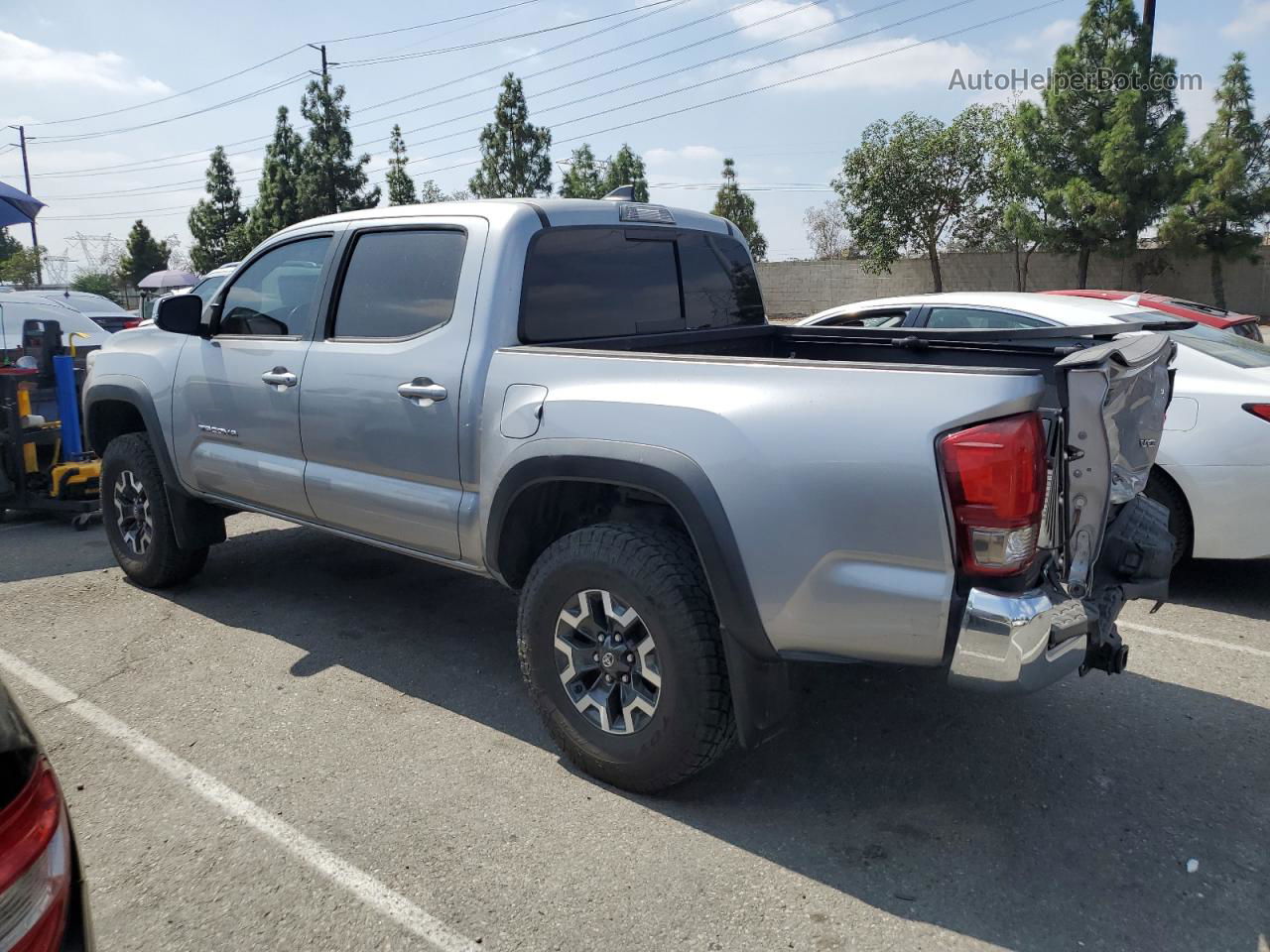 2017 Toyota Tacoma Double Cab Серебряный vin: 3TMAZ5CN8HM034419