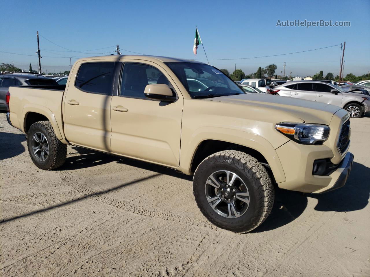 2019 Toyota Tacoma Double Cab Tan vin: 3TMAZ5CN8KM086978