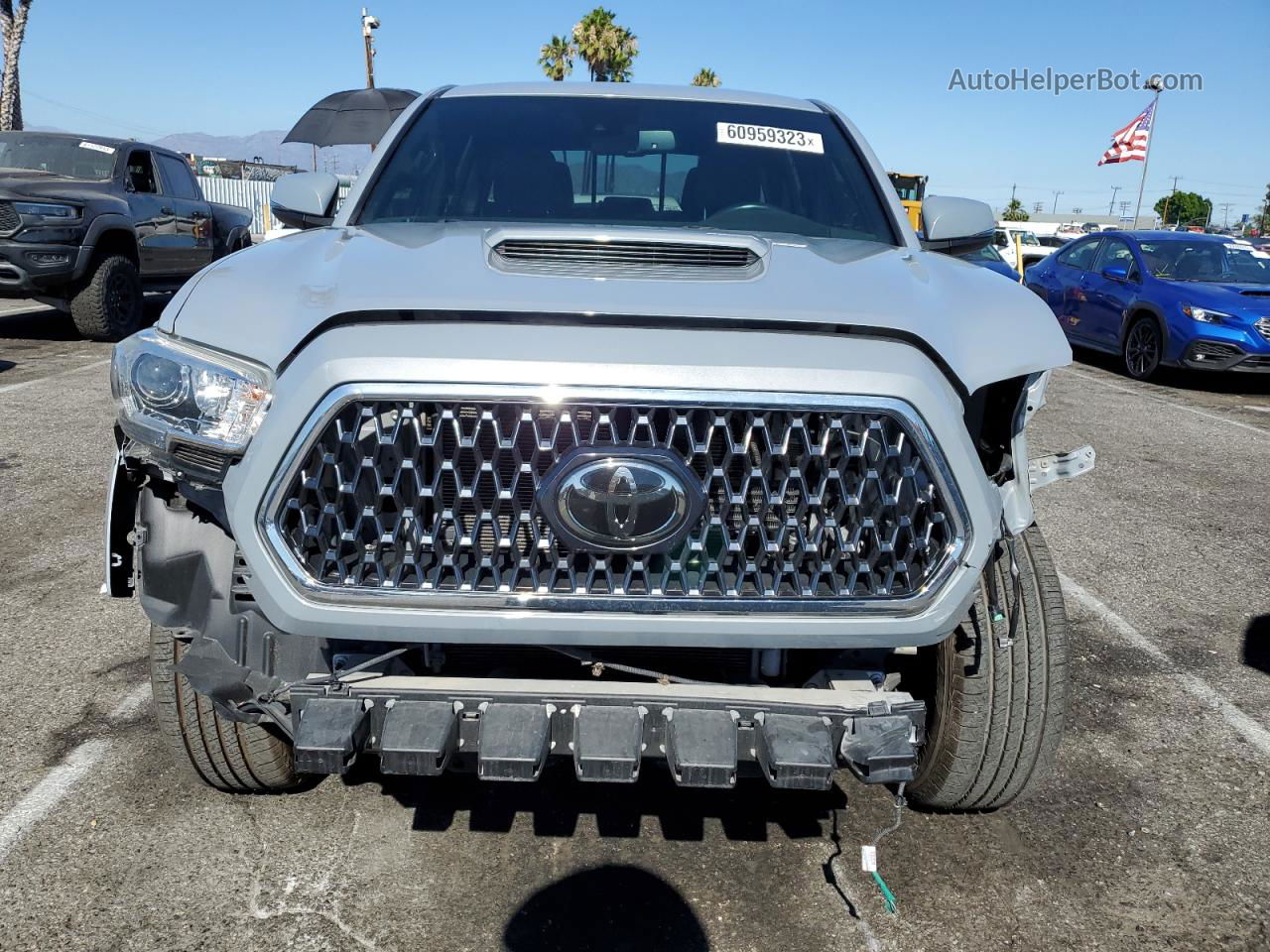 2019 Toyota Tacoma Double Cab Gray vin: 3TMAZ5CN9KM097049