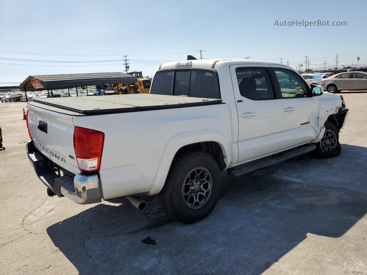 2017 Toyota Tacoma Double Cab Белый vin: 3TMAZ5CNXHM034812